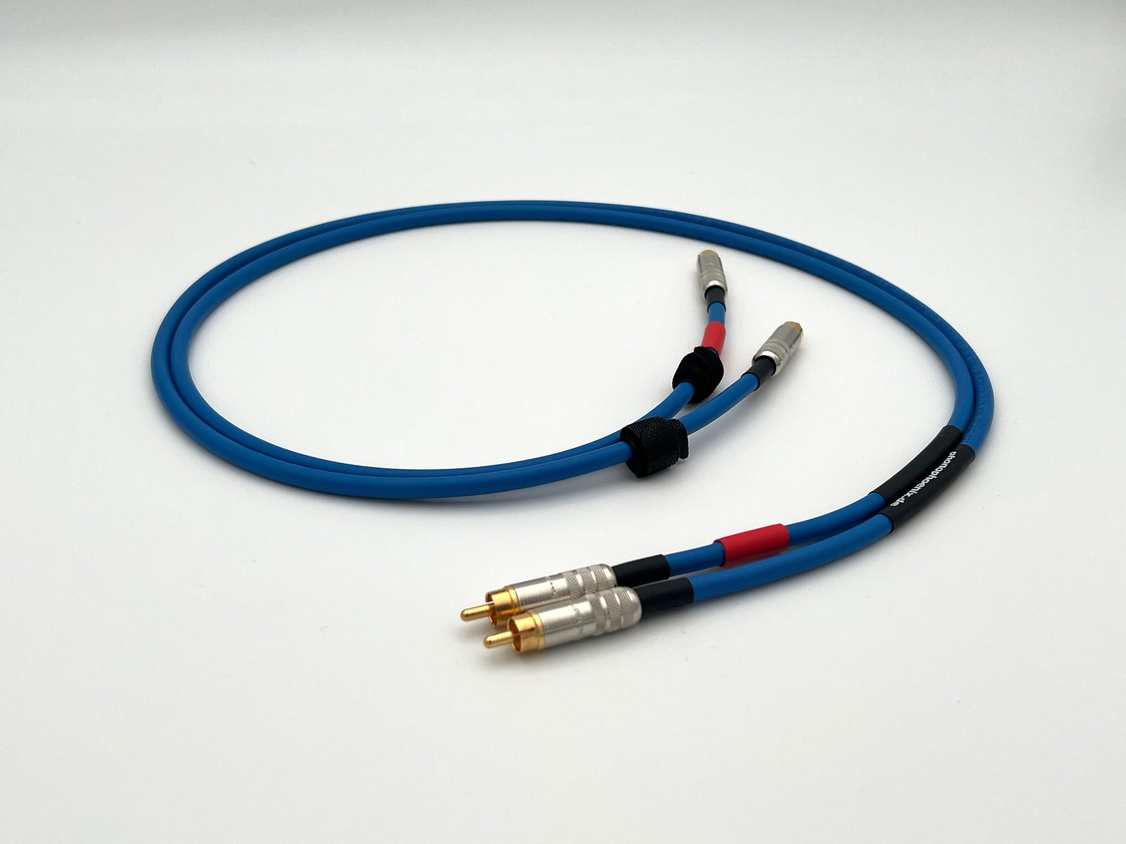 Belden 1505F Stereopaar mit Switchcraft RCA-Steckern