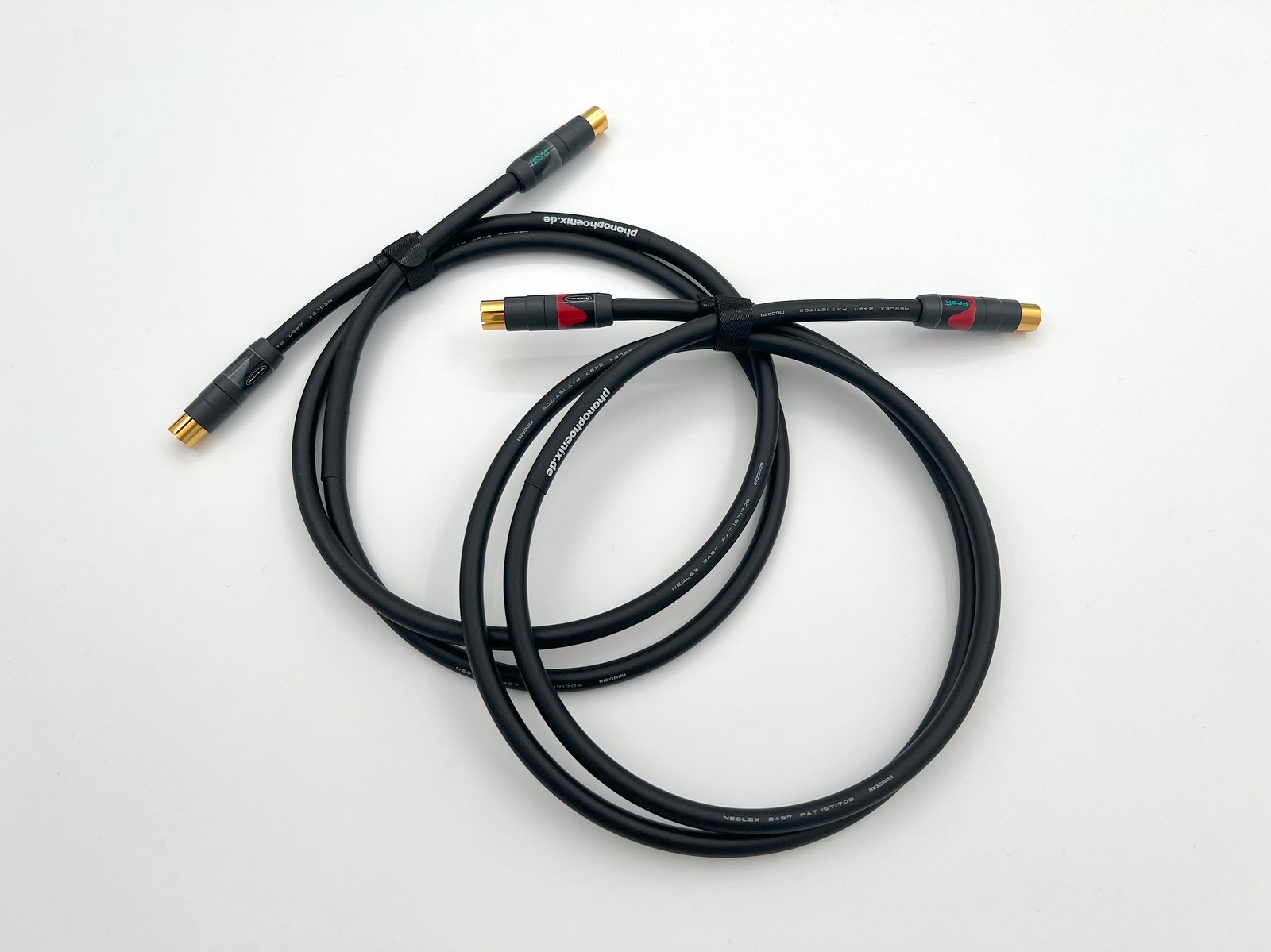 Mogami 2497 Hi-Fi-Stereopaar mit Neutrik RCA-Steckern