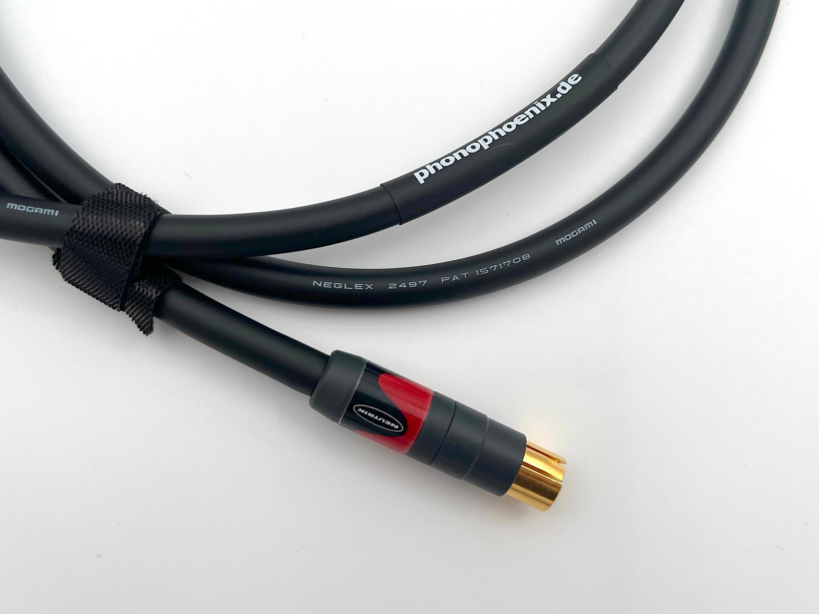 Mogami 2497 Hi-Fi-Stereopaar mit Neutrik RCA-Steckern – PhonoPhönix