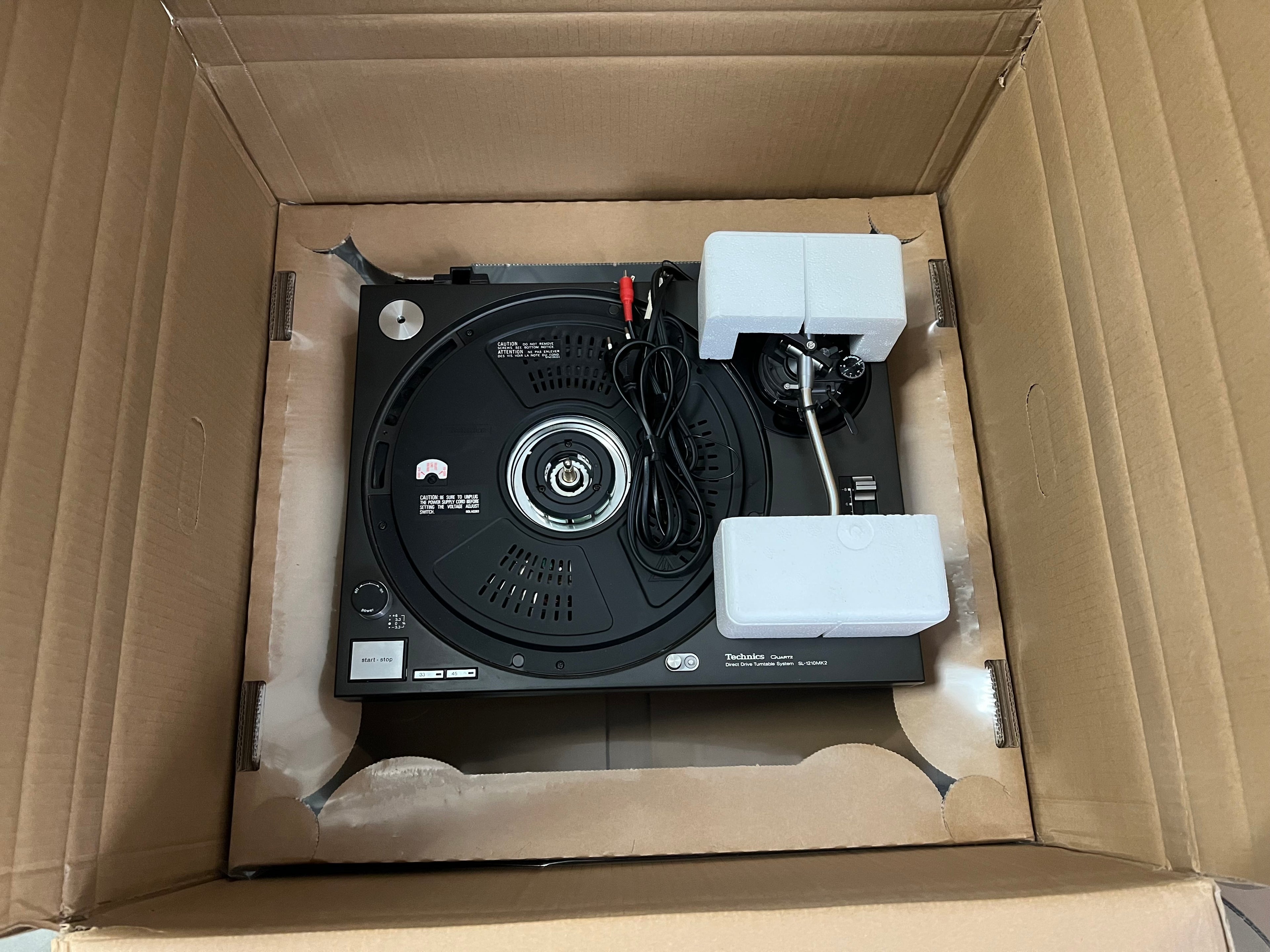 Plattenspieler-Versandkarton